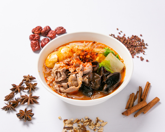 (赤)ラム肉麻辣湯