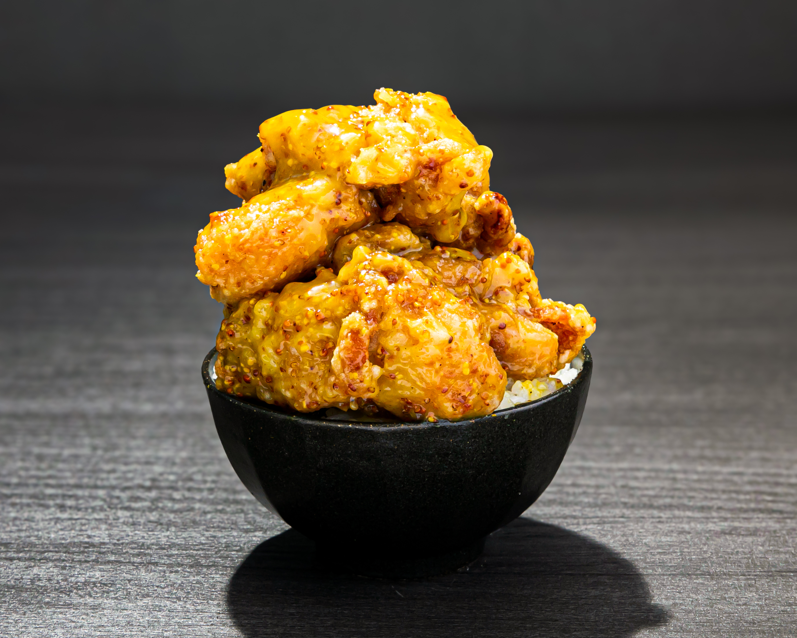 【サクッと爆上げ !!爆盛鶏唐丼】唐揚げ商店鳥一ミート