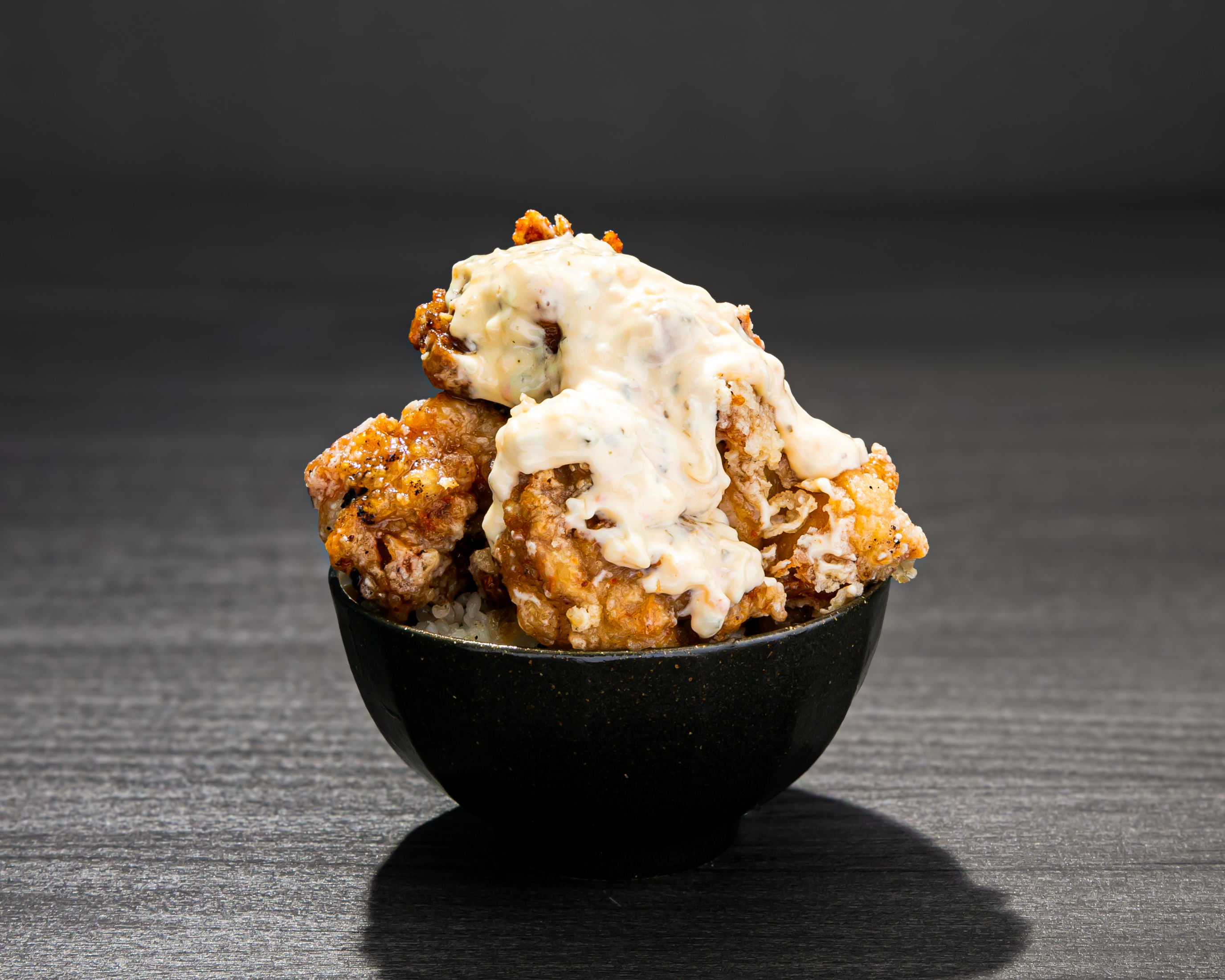 【サクッと爆上げ !!爆盛鶏唐丼】唐揚げ商店鳥一ミート